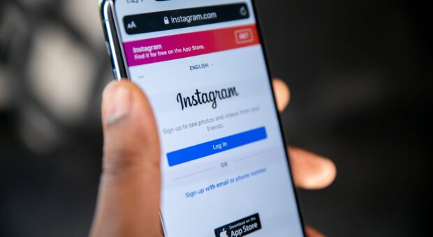 What Does Instagram’s New Chronological Feed Mean for Brands?